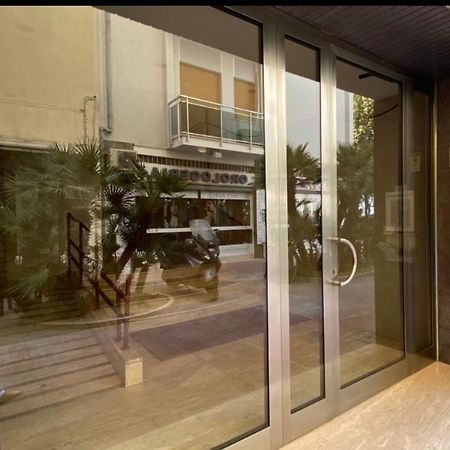 Regina Elena Apartment 2 ペスカーラ エクステリア 写真